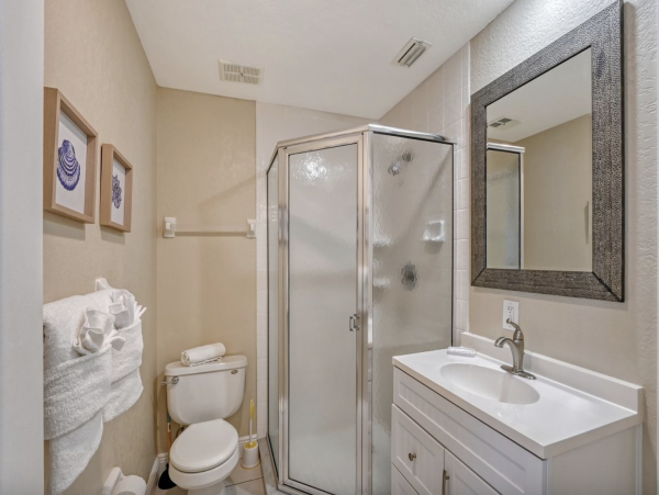 Charming Siesta Key Two Bedroom Vacation Rental